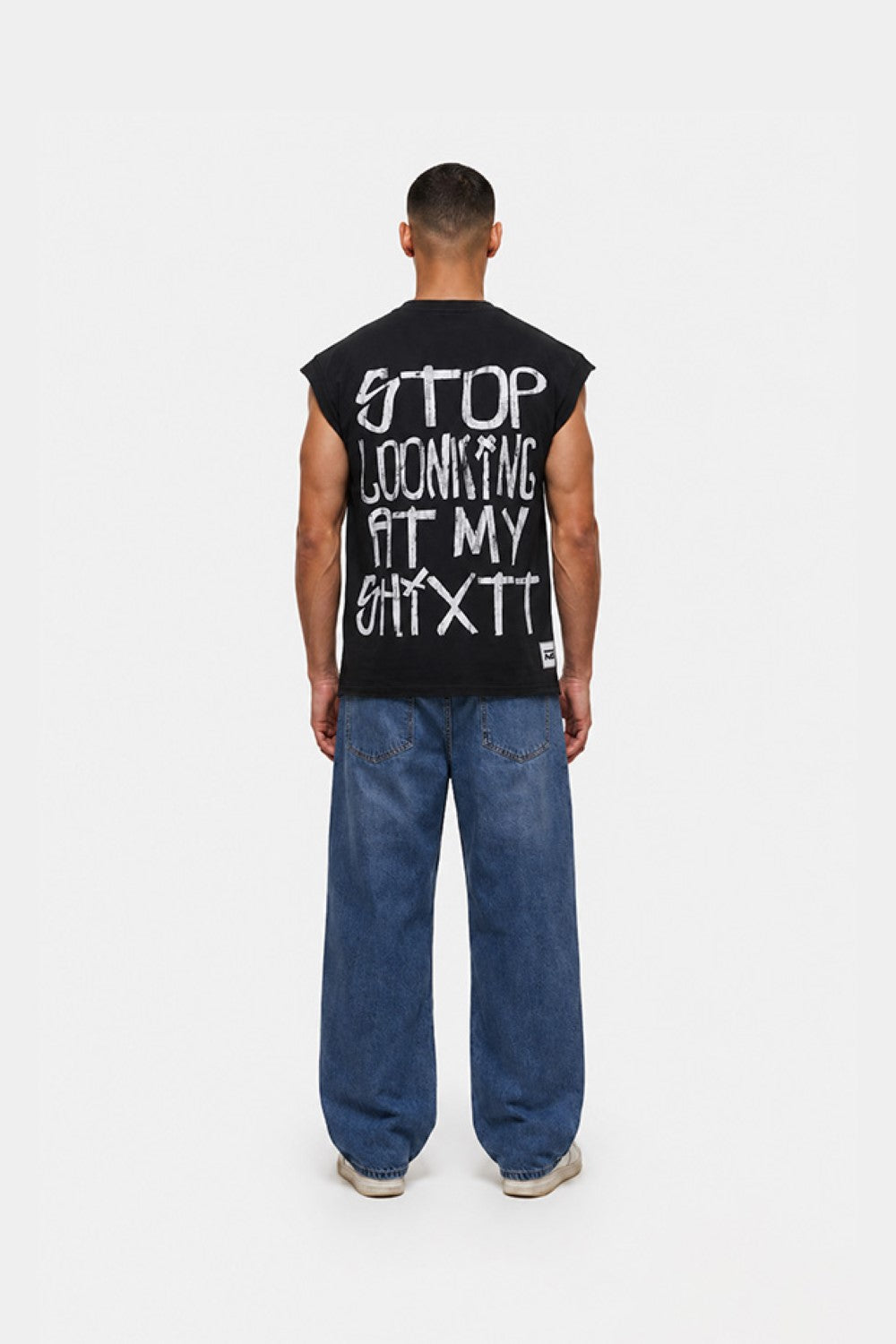 Men’s Bold Typography Graphic Sleeveless T-Shirt